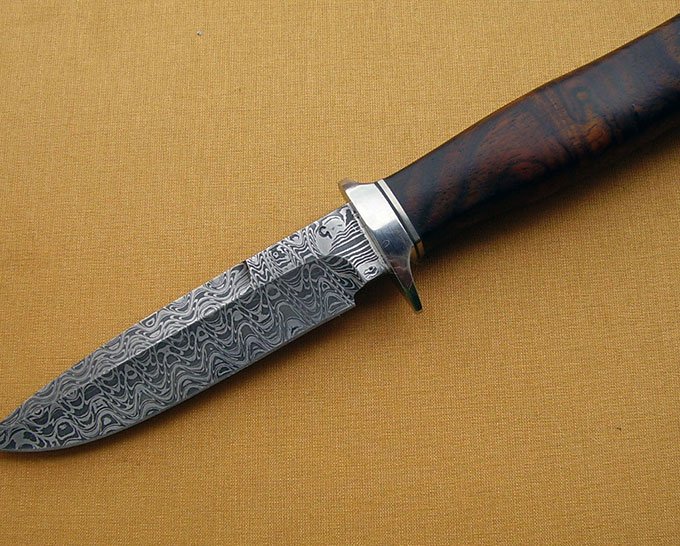 IL COLTELLO DA CACCIA: DALLA SCHEGGIA DI SELCE AI GIORNI NOSTRI